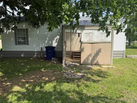 539 S Ruth St, Nowata, OK 74048