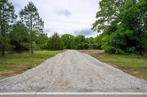 001 W 41st St, Sand Springs, OK 74063