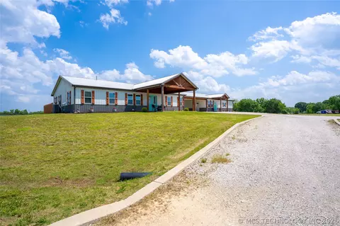 14505 S Deer Creek Rd, Claremore, OK 74017