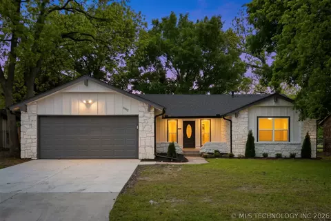 3012 W 70th St, Tulsa, OK 74132