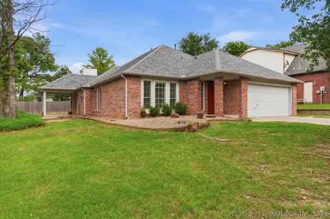 3731 S 74th West Pl, Tulsa, OK 74107