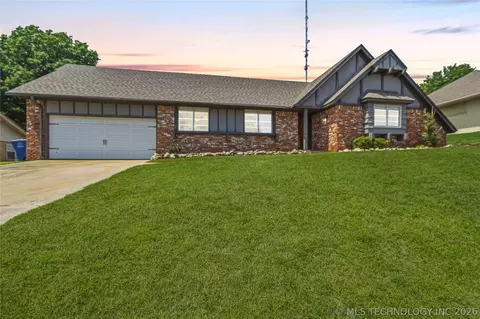 6114 S 69th East Pl, Tulsa, OK 74133