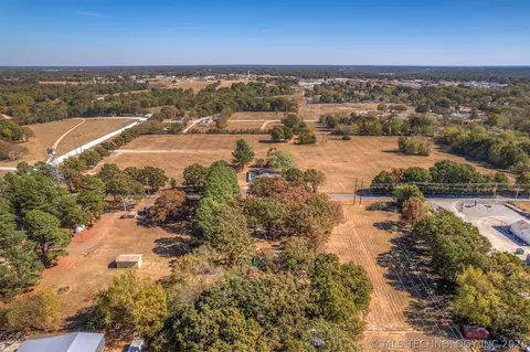 View/Area - 1019 N 7th St, Jay, OK 74346 photo 1 of 1