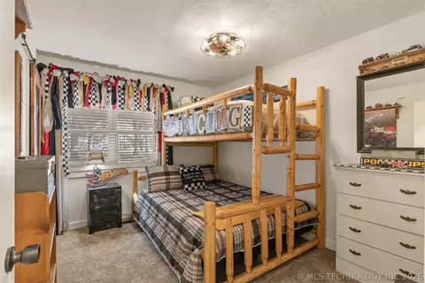 Bedroom - 1019 N 7th St, Jay, OK 74346 photo 4 of 6