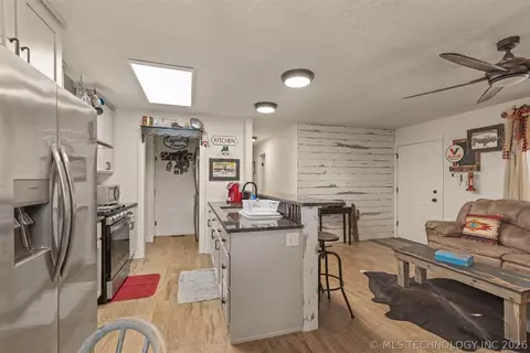 Kitchen - 1019 N 7th St, Jay, OK 74346 photo 3 of 5
