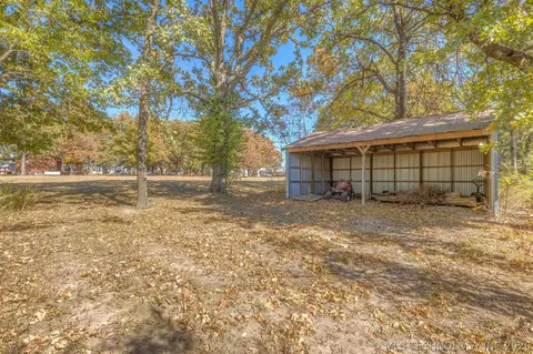 Exterior - 1019 N 7th St, Jay, OK 74346 photo 6 of 11