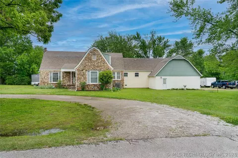 17809 E 114th St N, Owasso, OK 74055