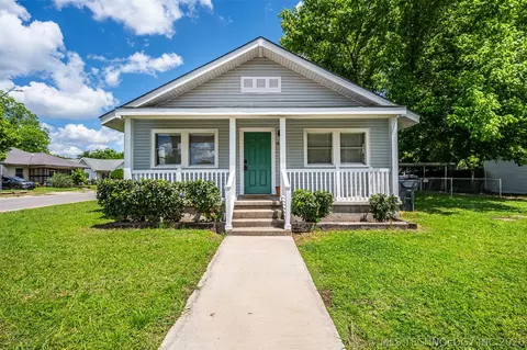 422 NW A St, Ardmore, OK 73401