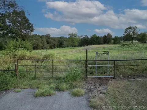 200 Hickory Loop, Mcalester, OK 74501 photo 2