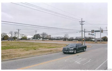 177 Th St, Broken Arrow, OK 74012 photo 8