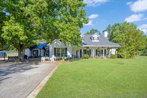 17843 Bridgeview Rd, Madill, OK 73446