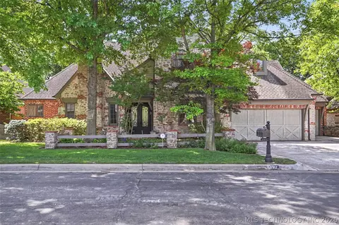 4912 E 104th Pl, Tulsa, OK 74137