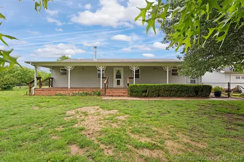 6200 S 4230 Rd, Chelsea, OK 74016