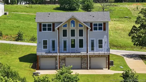 12290 Catalina Blvd, Sperry, OK 74073