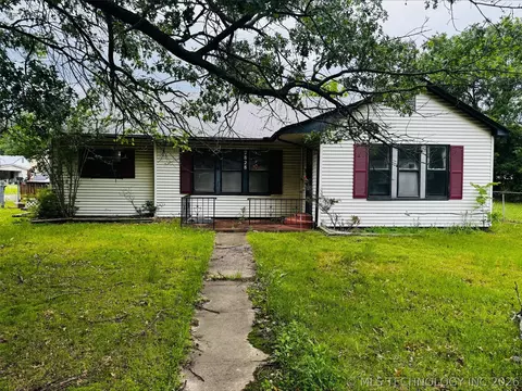 2828 Elgin St, Muskogee, OK 74401