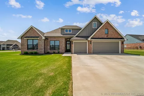 5730 E 141st Pl N, Collinsville, OK 74021