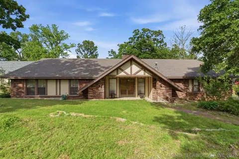 2201 N Rosedale Ave, Tulsa, OK 74127