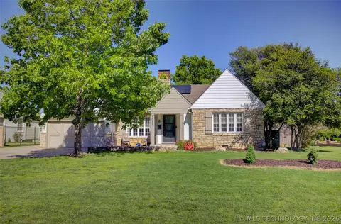 2545 S Columbia Pl, Tulsa, OK 74114