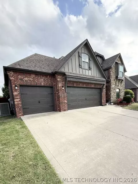 Exterior - 18522 E 42nd St, Tulsa, OK 74134 photo 2 of 8