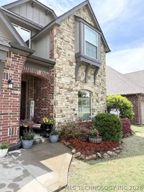 Exterior - 18522 E 42nd St, Tulsa, OK 74134 photo 5 of 8