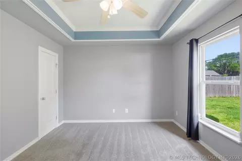 Bedroom - 409 E Pine St, Skiatook, OK 74070 photo 2 of 6