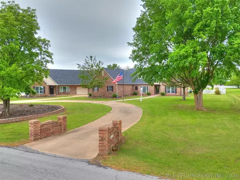 15611 E 112th St N, Owasso, OK 74055