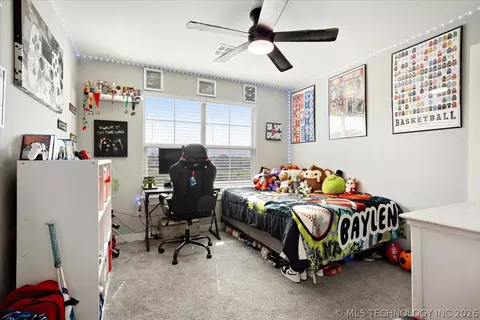 Bedroom - 79 Wilson Loop, Durant, OK 74701 photo 4 of 9