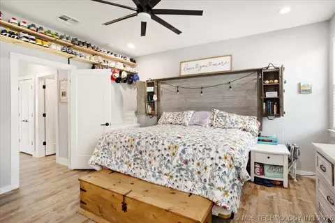 Bedroom - 79 Wilson Loop, Durant, OK 74701 photo 3 of 9