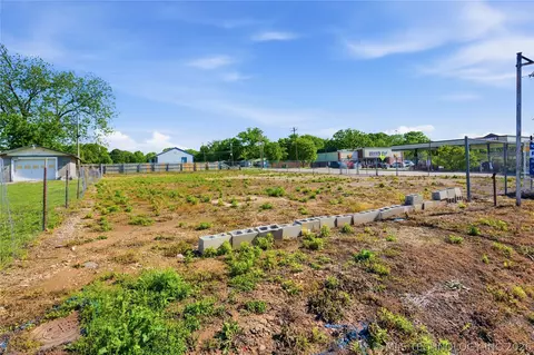 301 N Cedar Ave, Tahlequah, OK 74464
