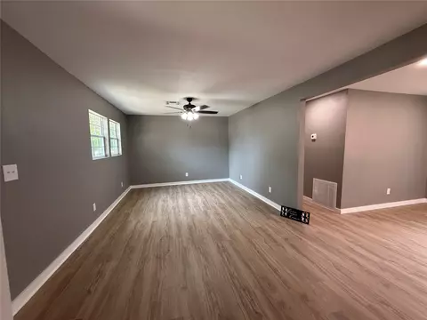 Living - 702 6th Ave, Warner, OK 74469 photo 5 of 5