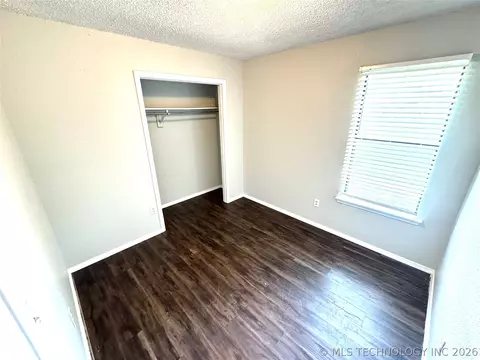 Bedroom - 1109 Palmer Ln, Eufaula, OK 74432 photo 2 of 3