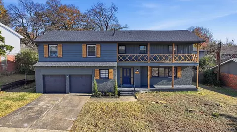 3743 S Braden Pl, Tulsa, OK 74135