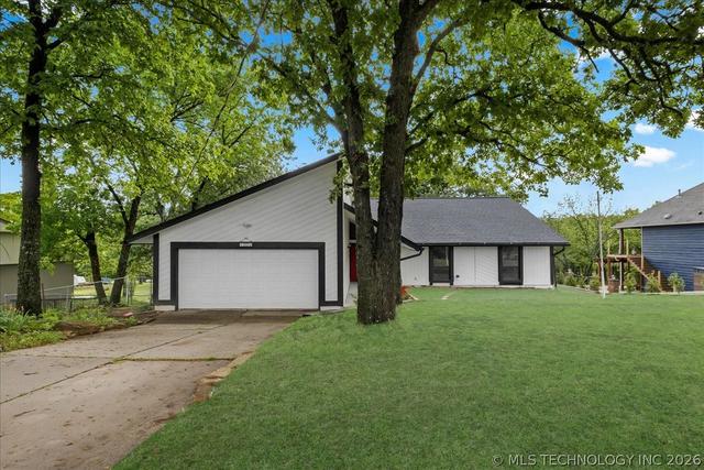 9435 S 33rd West Ave, Tulsa, OK 74132
