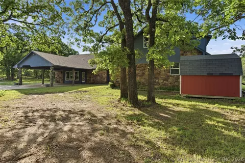 971 Wood Lake Dr, Sand Springs, OK 74063