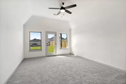 Bedroom - 7109 E Queens St, Broken Arrow, OK 74014 photo 1 of 11