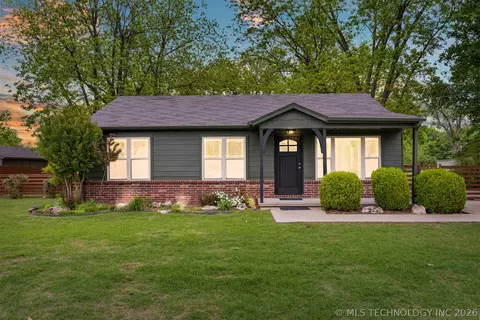 7925 E 129th St S, Bixby, OK 74008