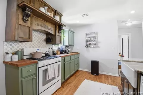 Other - 302 E 12th St, Claremore, OK 74017 photo 3 of 11