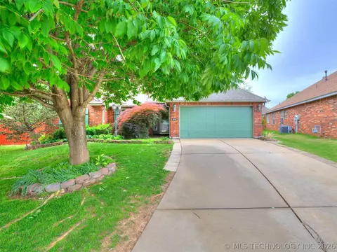 5080 S 195 Pl E, Broken Arrow, OK 74014