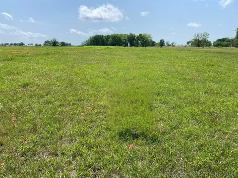 7752 Homestead Dr, Mounds, OK 74047
