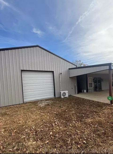10356 Fig Rd, Henryetta, OK 74437 photo 8