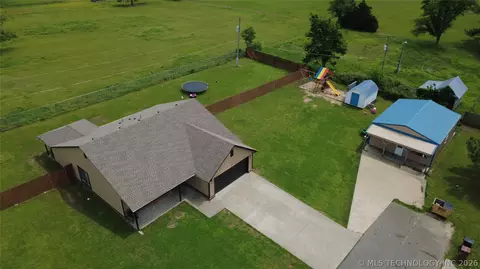 13070 Windchester Dr, Tahlequah, OK 74464