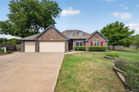 7820 N 161st East Ct, Owasso, OK 74055