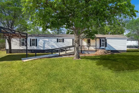 69915 S 334 Rd, Wagoner, OK 74467