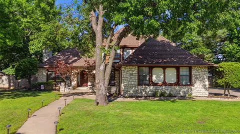 10506 S Toledo Ave, Tulsa, OK 74137