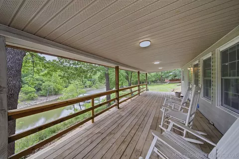 Exterior - 4248 W Pilot Dr, Hulbert, OK 74441 photo 3 of 7