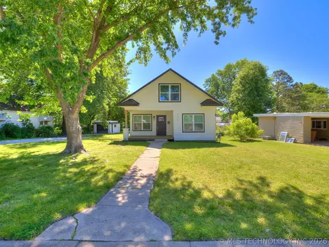 226 S Adair St, Vinita, OK 74301