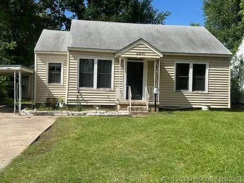 2206 Fredonia St, Muskogee, OK 74403