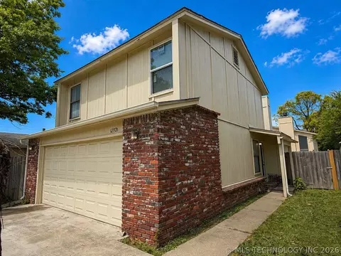 12921 E 28th Pl, Tulsa, OK 74134