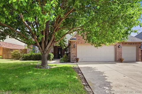 4103 W Roanoke Pl, Broken Arrow, OK 74011