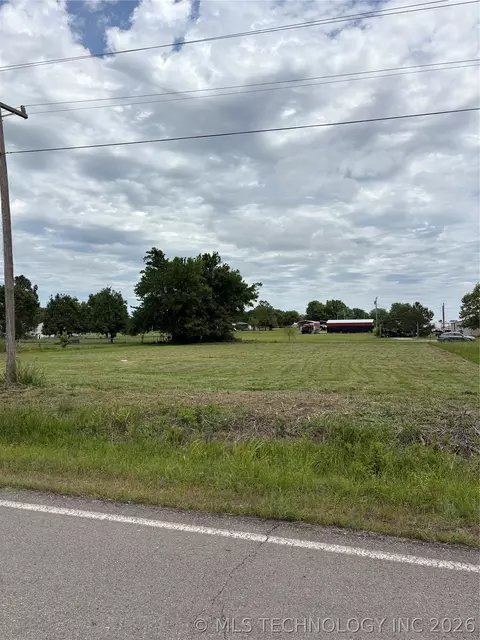 5 Ns 420, Eufaula, OK 74432 photo 2